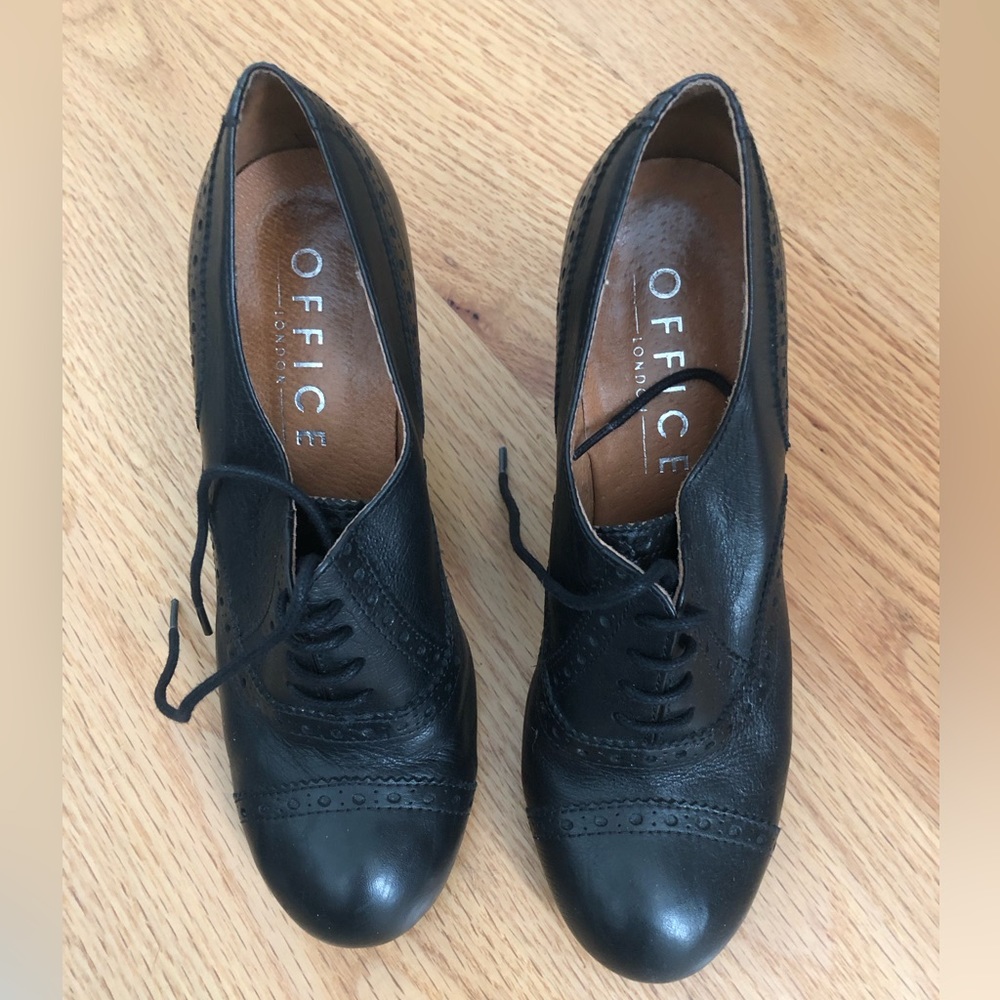 Office London chunky heel black leather Oxford shoes  size 8